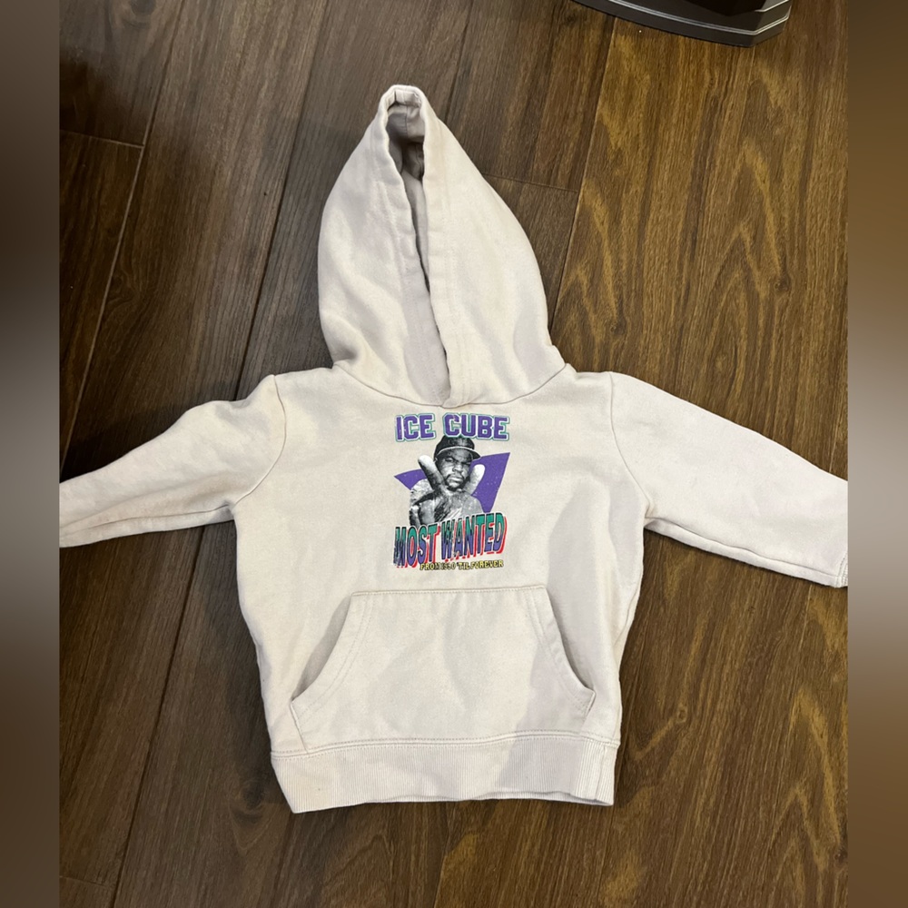 Ice cube “most wanted hoodie” 2T